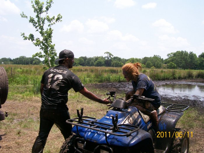 2011-Jun-11_HGR4X4_JessesBD_P1 023